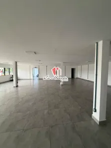 Sala Comercial para alugar, 230m² no Colônia Terra Nova, Manaus