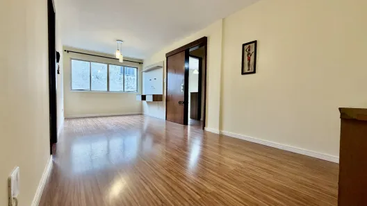 Apartamento com 2 Quartos à venda, 61m² no Rebouças, Curitiba