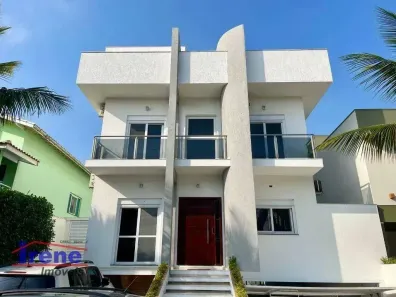 Sobrado com 5 Quartos à venda, 450m² no Vila São Paulo, Itanhaém