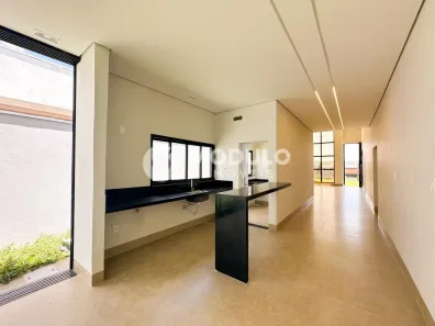 Casa de Condomínio com 3 Quartos à venda, 217m² no Gávea, Uberlândia