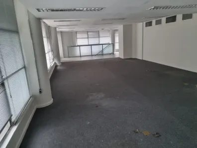 Ponto Comercial para alugar, 700m² no Comércio, Salvador