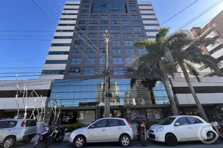 Sala Comercial para alugar, 28m² no Trindade, Florianópolis