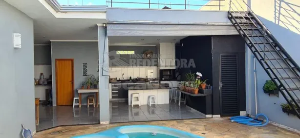 Casa com 3 Quartos à venda, 230m² no São Francisco, São José do Rio Preto