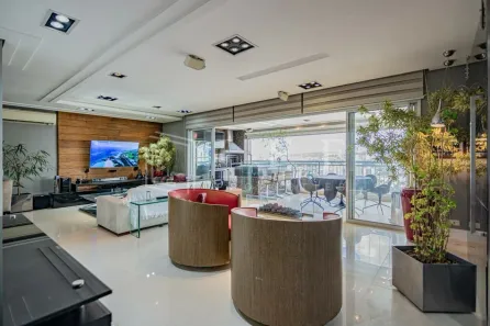 Apartamento com 4 Quartos para alugar, 206m² no Vila Romana, São Paulo