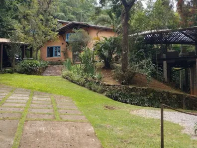 Casa de Condomínio com 3 Quartos para alugar, 441m² no Moinho Velho, Embu das Artes