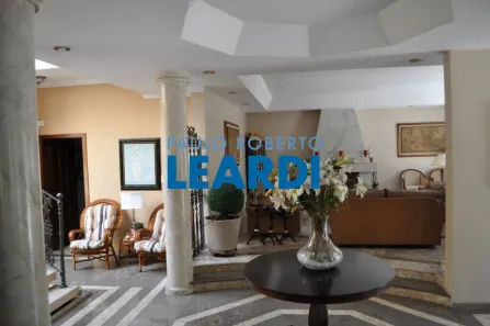 Casa com 4 Quartos à venda, 625m² no Vila Sônia, São Paulo