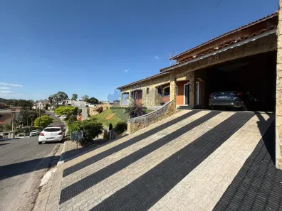 Casa de Condomínio com 4 Quartos para alugar, 750m² no Arujá Country Club, Arujá
