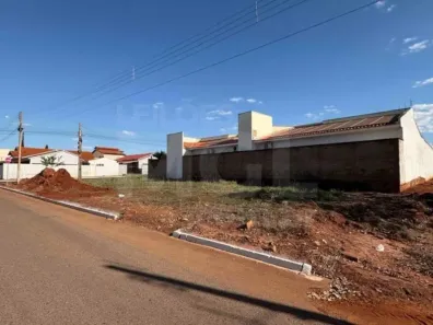 Lote/Terreno à venda, 373m² no Setor Central, Caçu