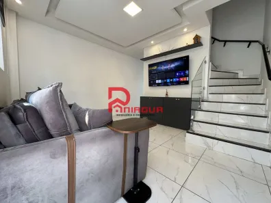 Sobrado com 2 Quartos à venda, 60m² no Tupi, Praia Grande