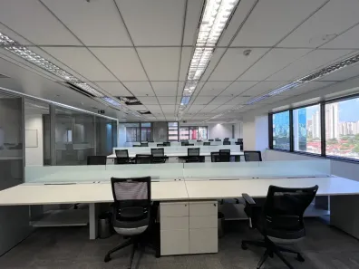 Sala Comercial para alugar, 890m² no Vila Olímpia, São Paulo