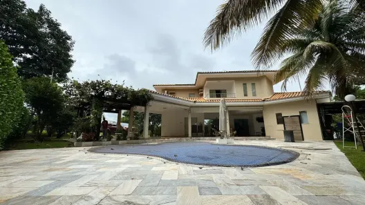 Casa de Condomínio com 4 Quartos à venda, 350m² no Residencial Aldeia do Vale, Goiânia