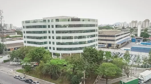 Sala Comercial para alugar, 1860m² no Jardim das Laranjeiras, São Paulo