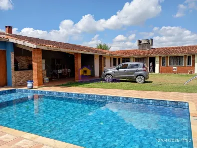 Fazenda/Sítio com 3 Quartos à venda, 150m² no Curral, Ibiúna