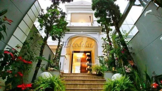Casa com 3 Quartos para alugar, 318m² no Horto Florestal, São Paulo