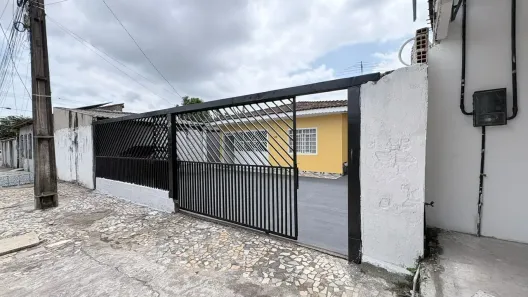 Casa com 5 Quartos para venda ou aluguel, 675m² no Centro, Marituba
