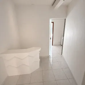 Sala Comercial à venda, 33m² no Asa Norte, Brasília