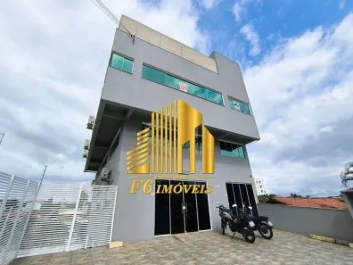 Sala Comercial para alugar, 133m² no Coloninha, Florianópolis