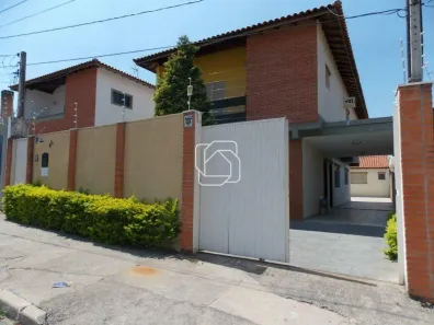 Casa com 3 Quartos para alugar, 220m² no Brasil, Itu