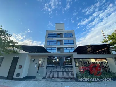 Apartamento com 2 Quartos para alugar, 64m² no Bosque da Mata, Tijucas