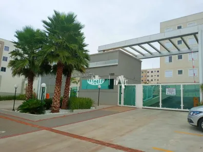 Apartamento com 2 Quartos para alugar, 41m² no Colinas, Londrina
