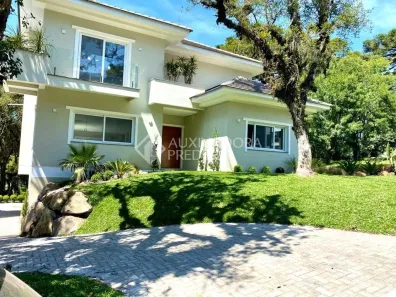 Casa de Condomínio com 4 Quartos à venda, 447m² no Centro, Canela