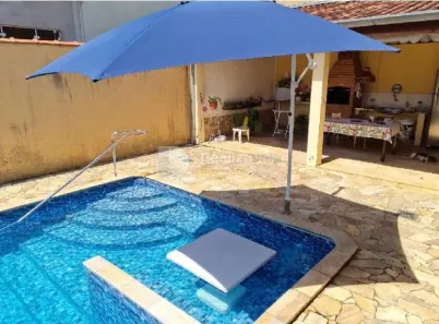 Casa com 5 Quartos à venda, 440m² no Jardim Independência, Taubaté