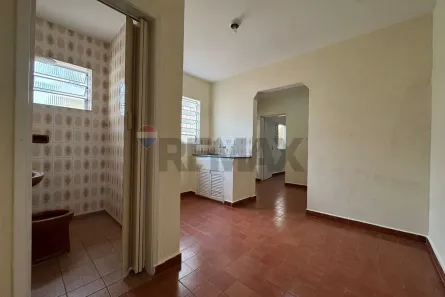 Casa com 1 Quarto para alugar, 50m² no Jardim Nice, São Paulo