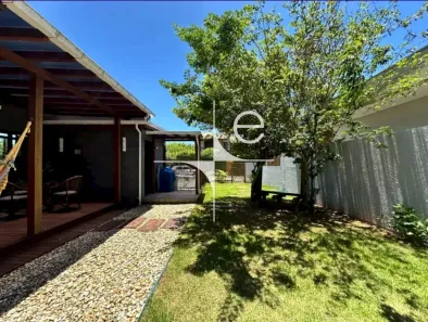 Casa de Condomínio com 3 Quartos para alugar, 320m² no Morro das Pedras, Florianópolis