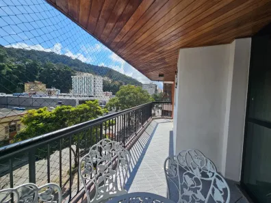 Apartamento com 2 Quartos para alugar, 85m² no Várzea, Teresópolis