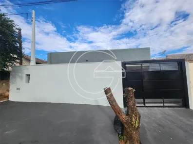 Casa com 3 Quartos à venda, 200m² no Centro, Marília
