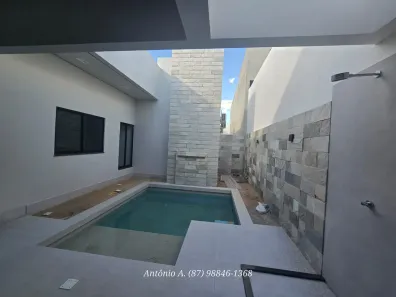 Casa de Condomínio com 3 Quartos à venda, 200m² no Centro, Petrolina