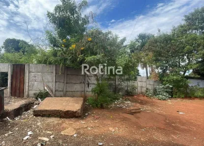 Lote/Terreno à venda, 250m² no Carajás, Uberlândia