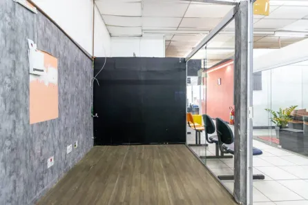 Ponto Comercial para alugar, 16m² no Lapa, São Paulo