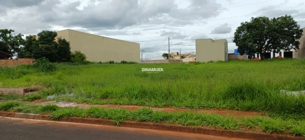 Lote/Terreno à venda, 250m² no Parque das Laranjeiras, Uberaba
