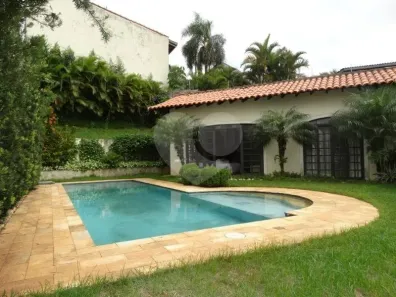 Casa com 4 Quartos para alugar, 400m² no Boaçava, São Paulo