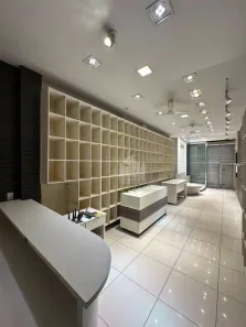 Ponto Comercial para alugar, 280m² no Bom Retiro, São Paulo