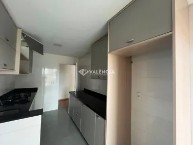 Apartamento com 3 Quartos para alugar, 100m² no Parque São Paulo, Cascavel