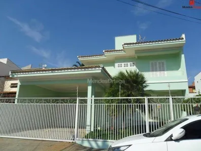 Casa com 3 Quartos à venda, 230m² no Parque Campolim, Sorocaba