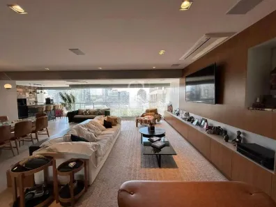 Apartamento com 3 Quartos à venda, 189m² no Santo Amaro, São Paulo