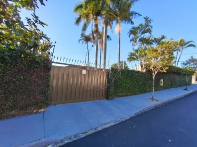 Casa com 4 Quartos para alugar, 330m² no Vila José Bonifácio, Araraquara