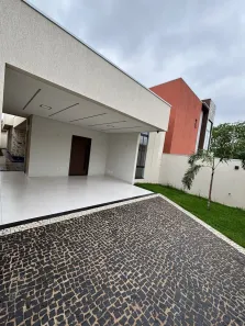 Casa com 3 Quartos à venda, 130m² no Plano Diretor Sul, Palmas