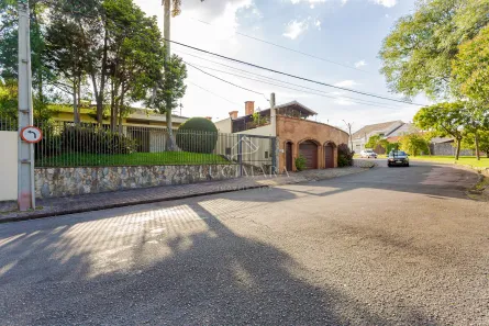 Casa com 3 Quartos à venda, 343m² no Jardim Social, Curitiba