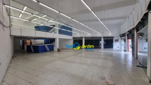 Prédio Comercial para alugar, 730m² no Santa Terezinha, Santo André