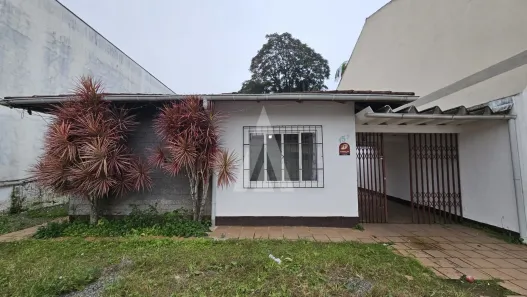 Casa com 3 Quartos para alugar, 112m² no Itaum, Joinville