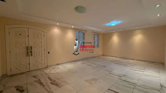 Casa com 4 Quartos à venda, 304m² no Vila Paris, Belo Horizonte