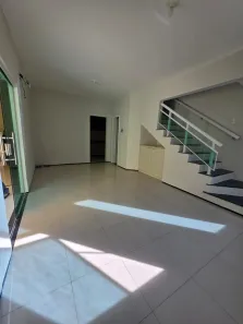 Casa com 3 Quartos à venda, 92m² no Lagoa Redonda, Fortaleza