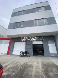 Prédio Comercial para alugar, 270m² no Serraria Brasil, Feira de Santana