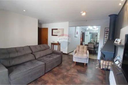 Casa com 3 Quartos à venda, 200m² no Parque da Matriz, Cachoeirinha