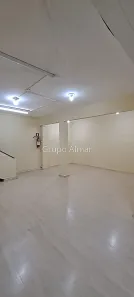 Ponto Comercial para alugar, 76m² no Centro, Juiz de Fora