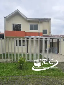 Sobrado com 3 Quartos para alugar, 135m² no Xaxim, Curitiba